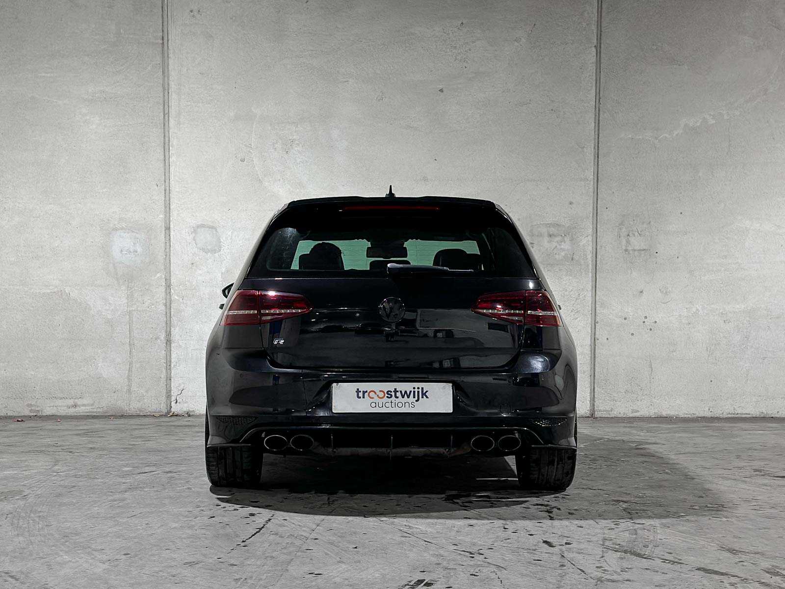 Volkswagen Golf 2.0 TSI R 4Motion 300pk 2015, P-916-RV
