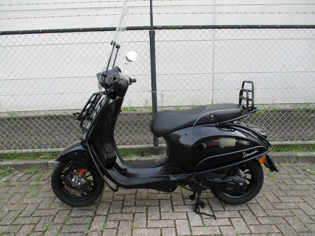 Vespa - Snorscooter - Sprint 4T Full options - Scooter