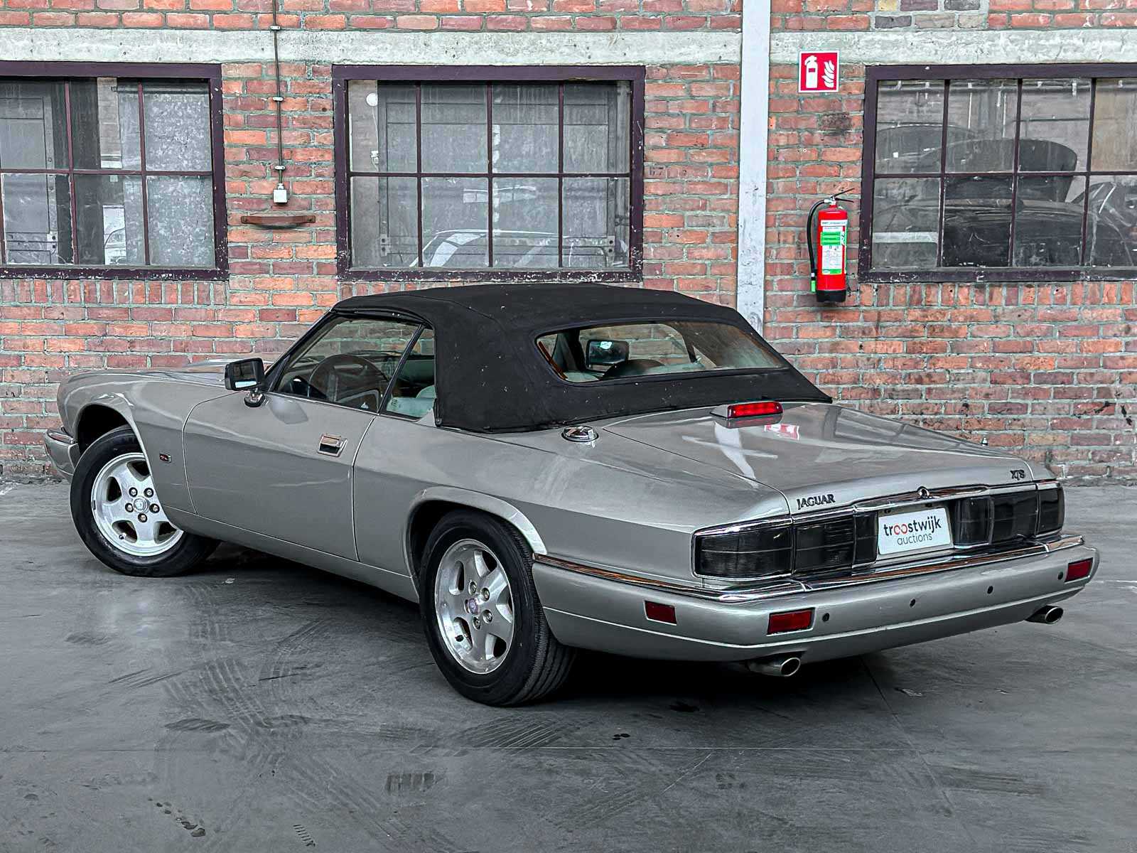 Jaguar XJS Convertible L6 4.0 240pk 1995