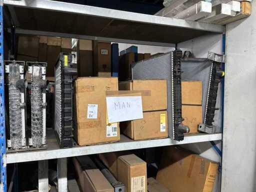 Diverse radiatoren voor MAN (8x)