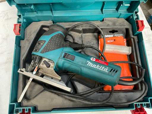 Makita 4351fct Jigsaw