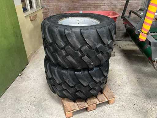 BKT FL630 Pneumatico con cerchio