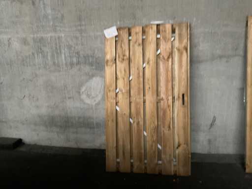 Portail de jardin en épicéa avec cadre en métal 180x100 cm