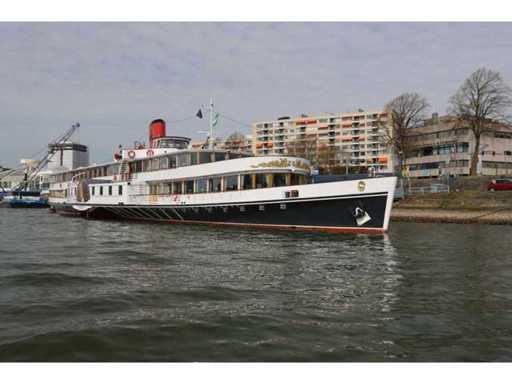 Paddle steamer De Majesteit 1926