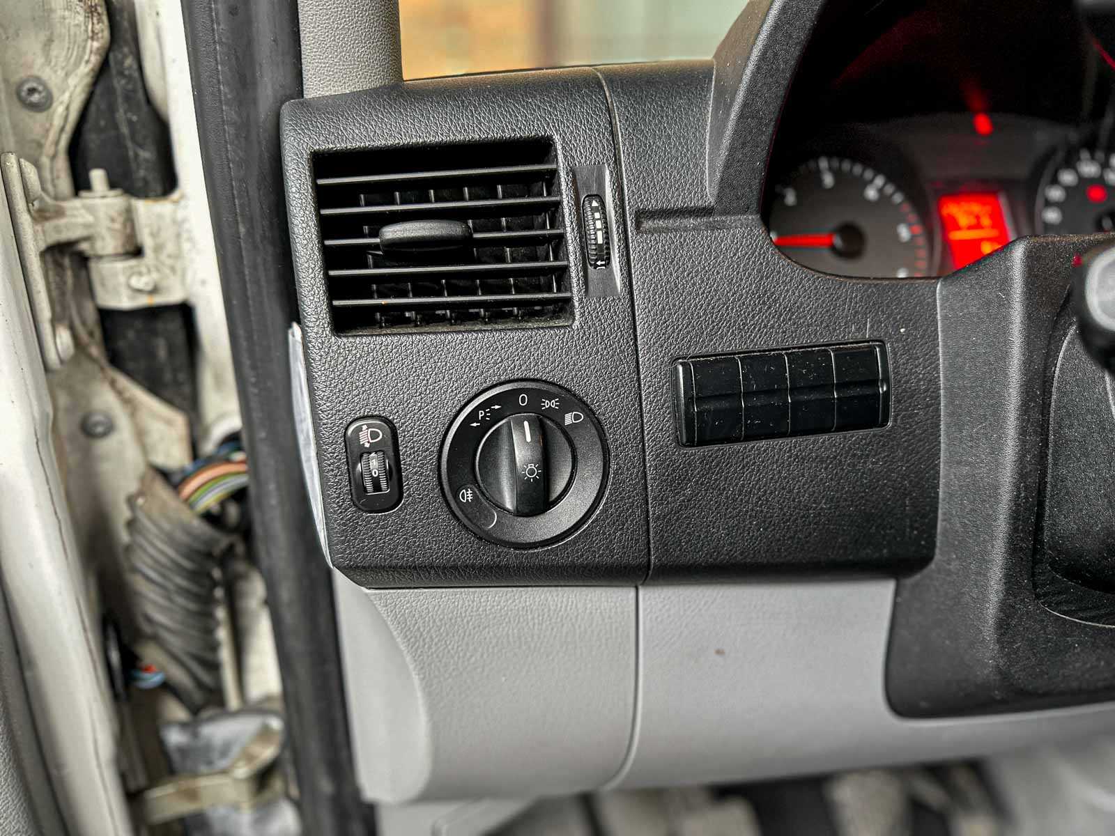 Volkswagen Crafter Camper 134pk 2011 (Origineel-NL), H-493-HN