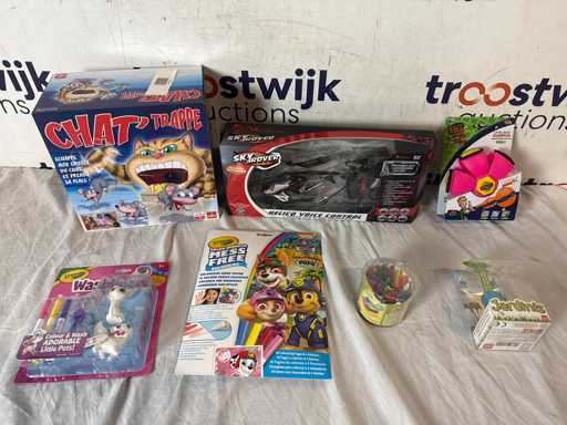 Lot de jucării de marfă returnate