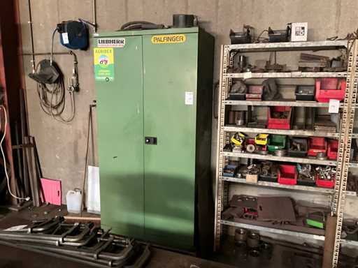 Fami Workshop Cabinet