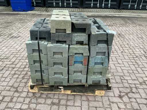 Batch of plastic construction fence feet