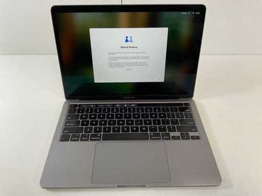 Apple MacBook Pro 13,3", Core(TM) i7 10. Generation, 16 GB RAM, 500 GB NVMe Laptop
