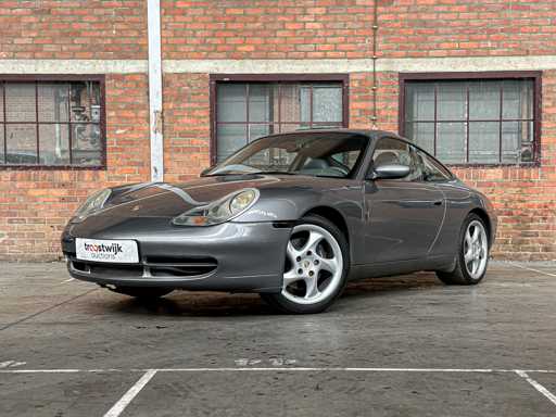 Porsche 911 996 Carrera Coupe 3.4 Manuală 300CP 2000 - Youngtimer-
