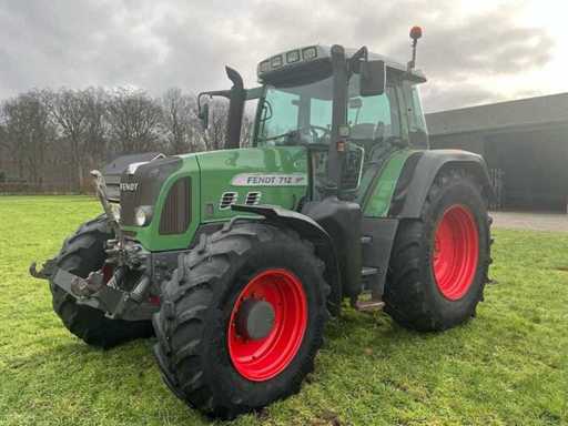 2011 Fendt 712 Vario Vierwielaangedreven landbouwtractor