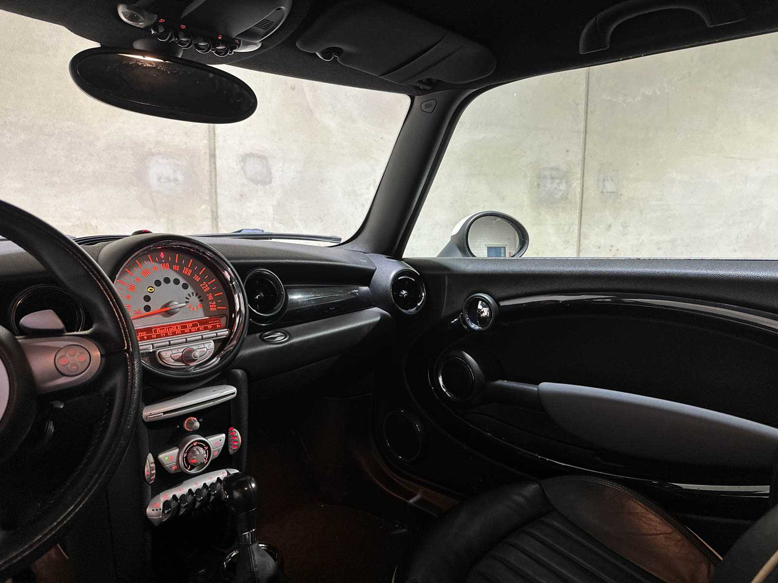 Mini Cooper S -AUTOMAAT- 1.6 174pk 2010, 29-LDD-3