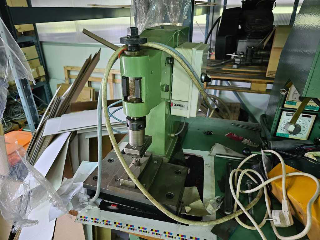 pneumatic press machine