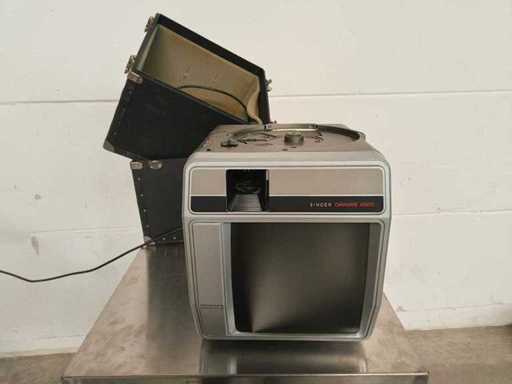 Proiettore di diapositive e lettore a cassette vintage Singer Caramate 4000 con custodia