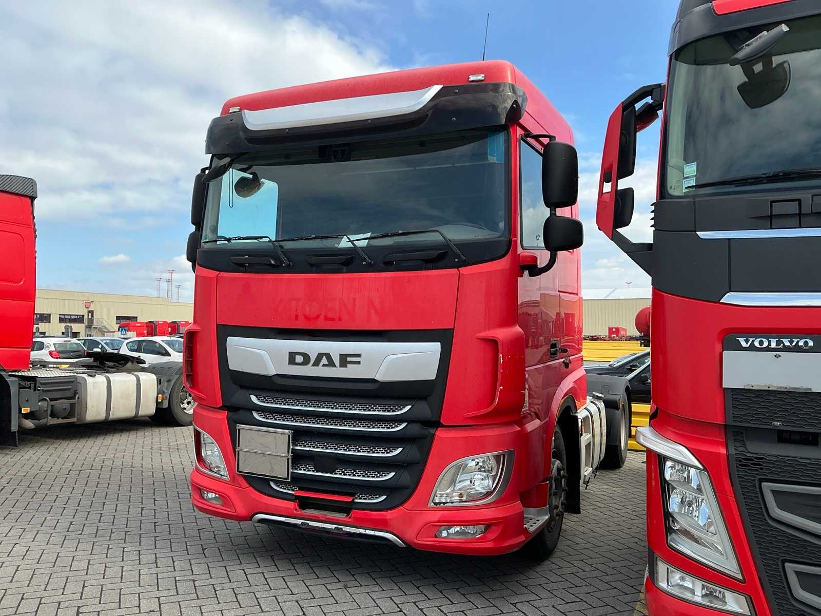 2019 DAF TR4x2 COM XF450FT Truck (74113-807)