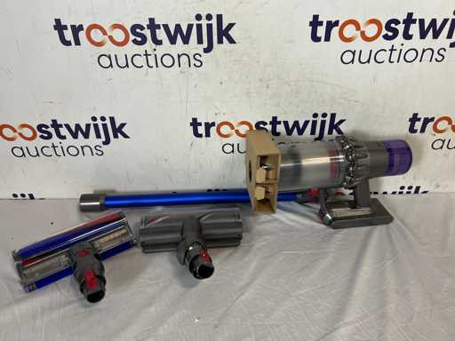 LG A9T-ULTRA1C Stick Vacuum Cleaner + Dyson V11 Absolute - Stick Vacuum Cleaner