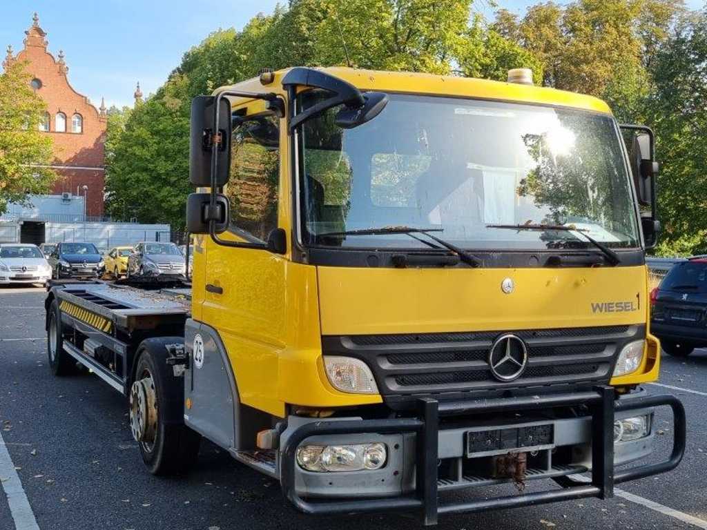 Mercedes-Benz - W7 - Camions - Fourgonnettes - 2013