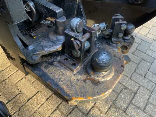 New Holland seria 7000 / K80 - Bară de tractare K50