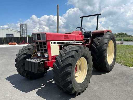 1978 International 844-S Vierwielaangedreven landbouwtractor