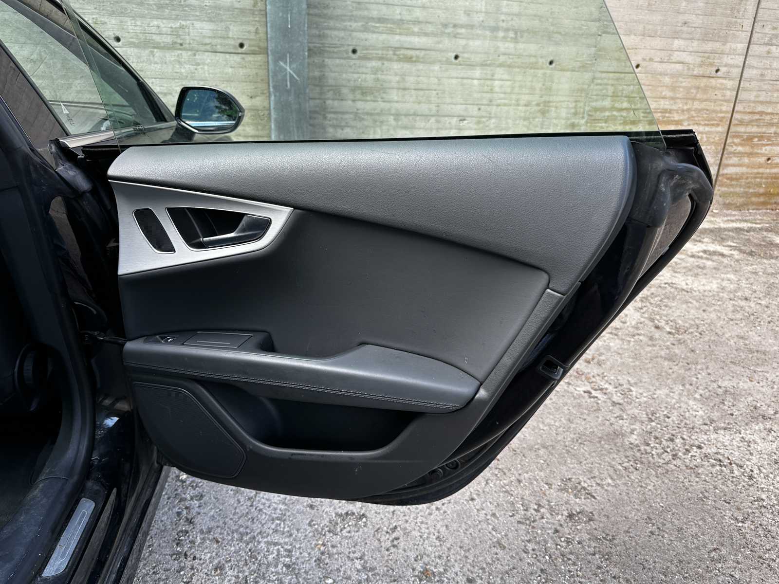 Audi A7 Sportback 2.8 V6 FSI quattro S edition 204pk 2014 (Origineel-NL), 2-XHH-08
