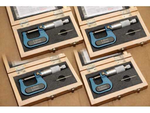 FREUTEK SDM0049 4x Outside Micrometers 0-25mm x 0,01