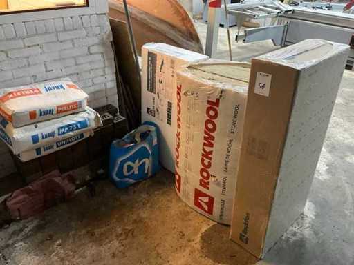 Lotto di materiali da costruzione