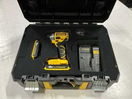 Stanley Fatmax FMC647D2T-QW Accu slagschroevendraaier met lader en 2 accu’s