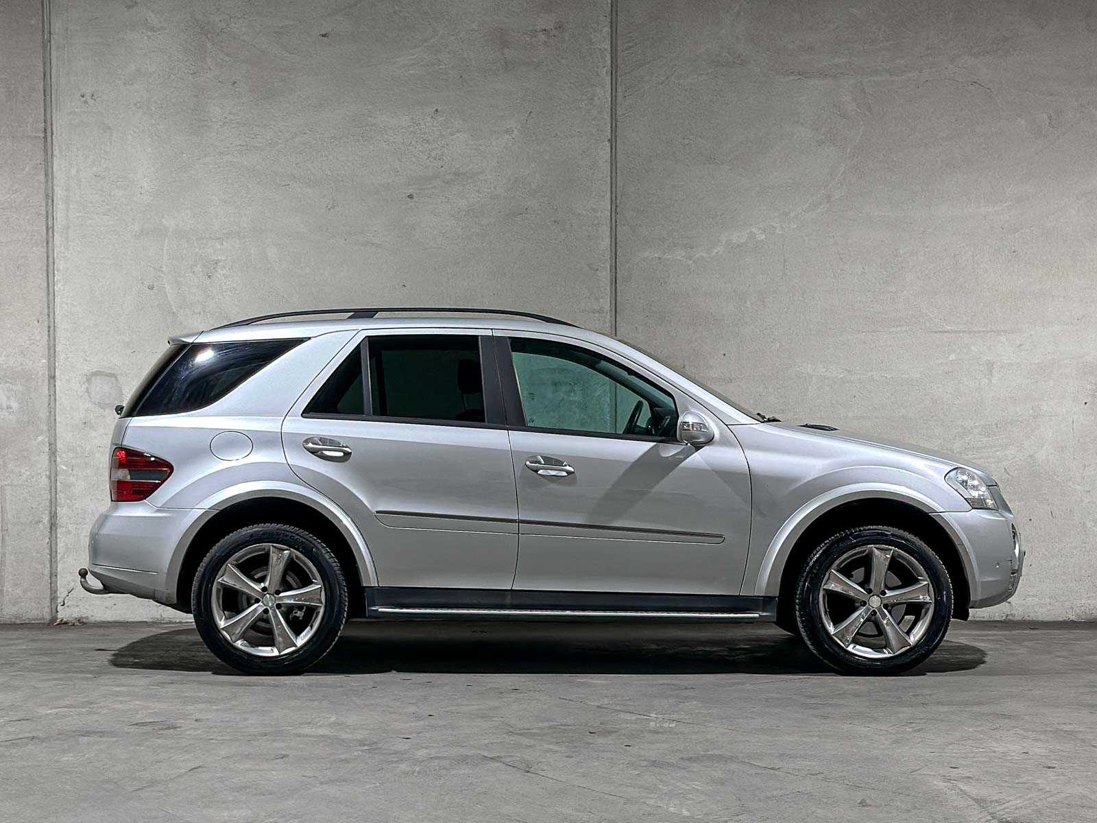 Mercedes-Benz ML350 3.5 V6 272pk 2006 ML-Klasse, XG-979-V