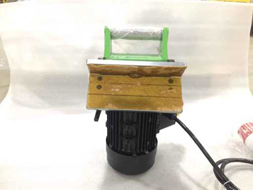 FREUTEK LON0009 Portable Chamfer