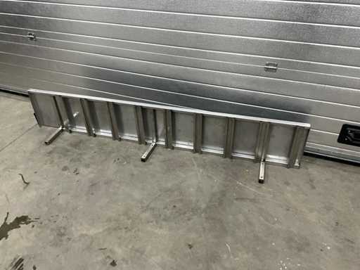 Raft de perete GN de 1/4