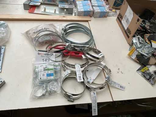 1 x partij bevestigingsmaterialen