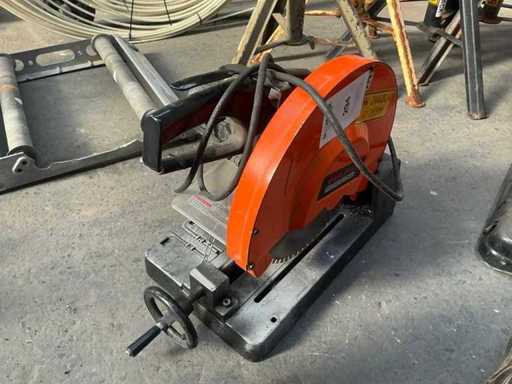 Machine à scie circulaire Alma 355D à coupe transversale 2015