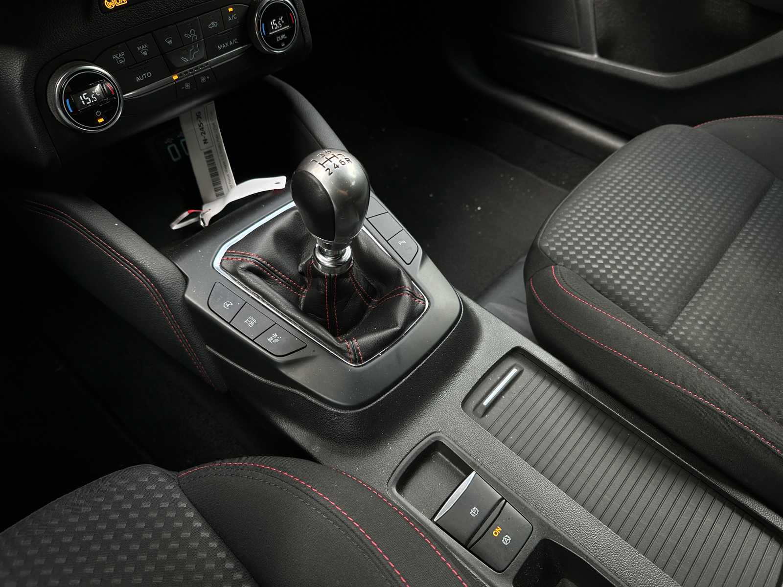 Ford Focus Wagon 1.0 EcoBoost Hybrid ST Line X Business 122pk 2021 (Origineel-NL+1eigenaar), N-245-JG