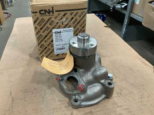 Pompa wodna CNH