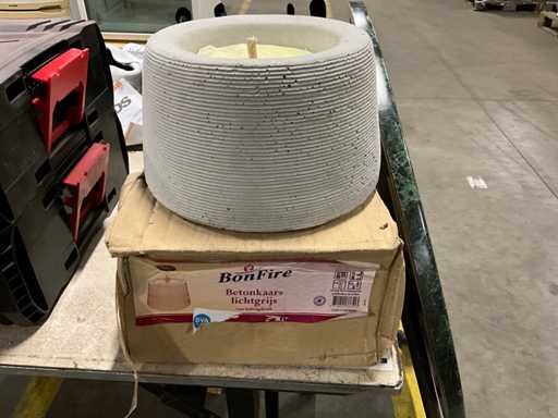 Leuchtfeuerhellgraue Betonkerze (2x)