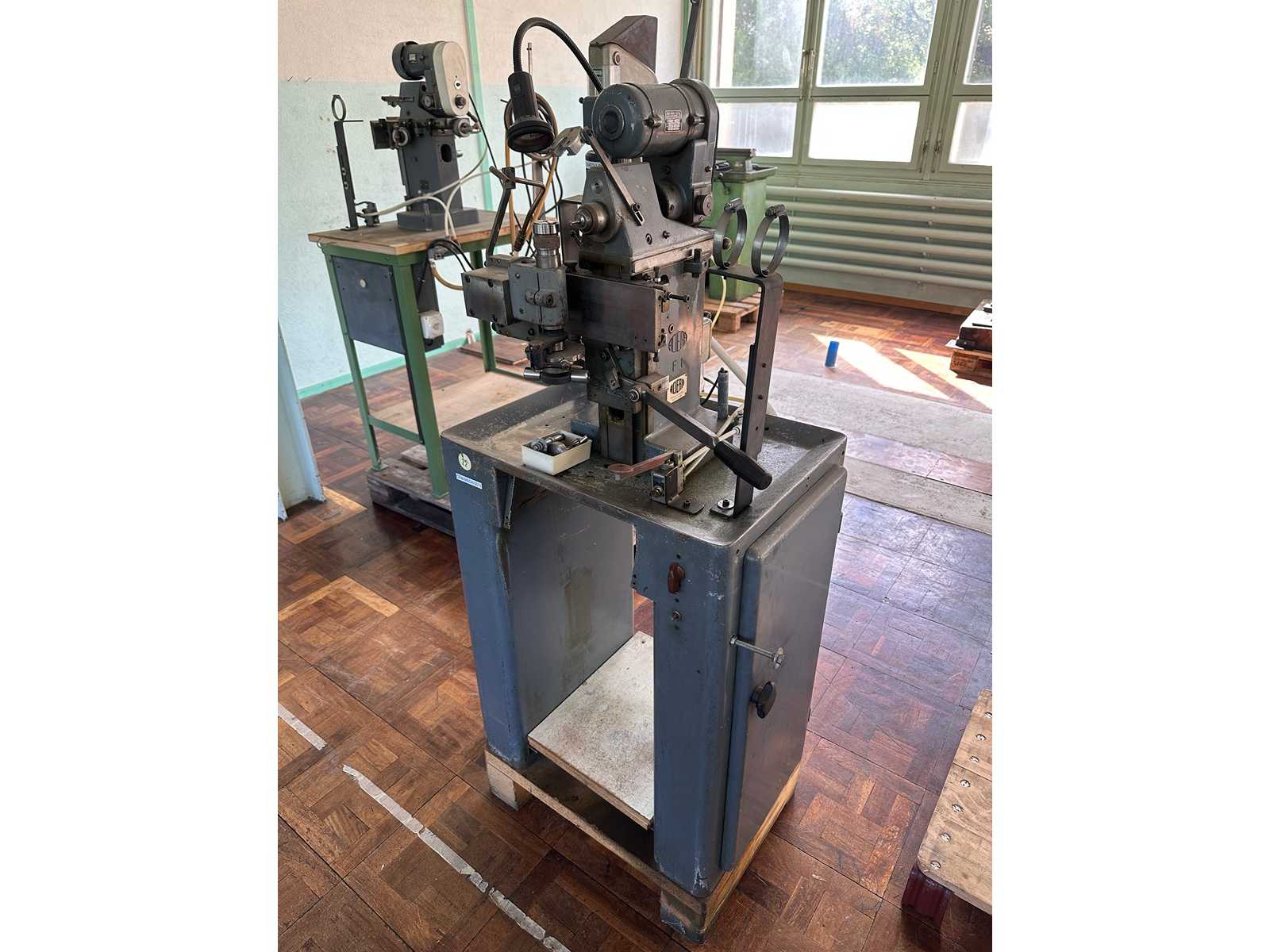 Aciera F1 milling machine