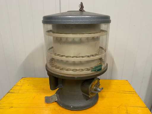 Distributeur de saucisses de bière