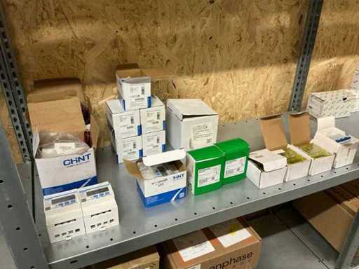 Compteurs d’énergie de la Chine, Huawei, SEP Energy, blocs de distribution et disjoncteurs de fuite de terre (16x)