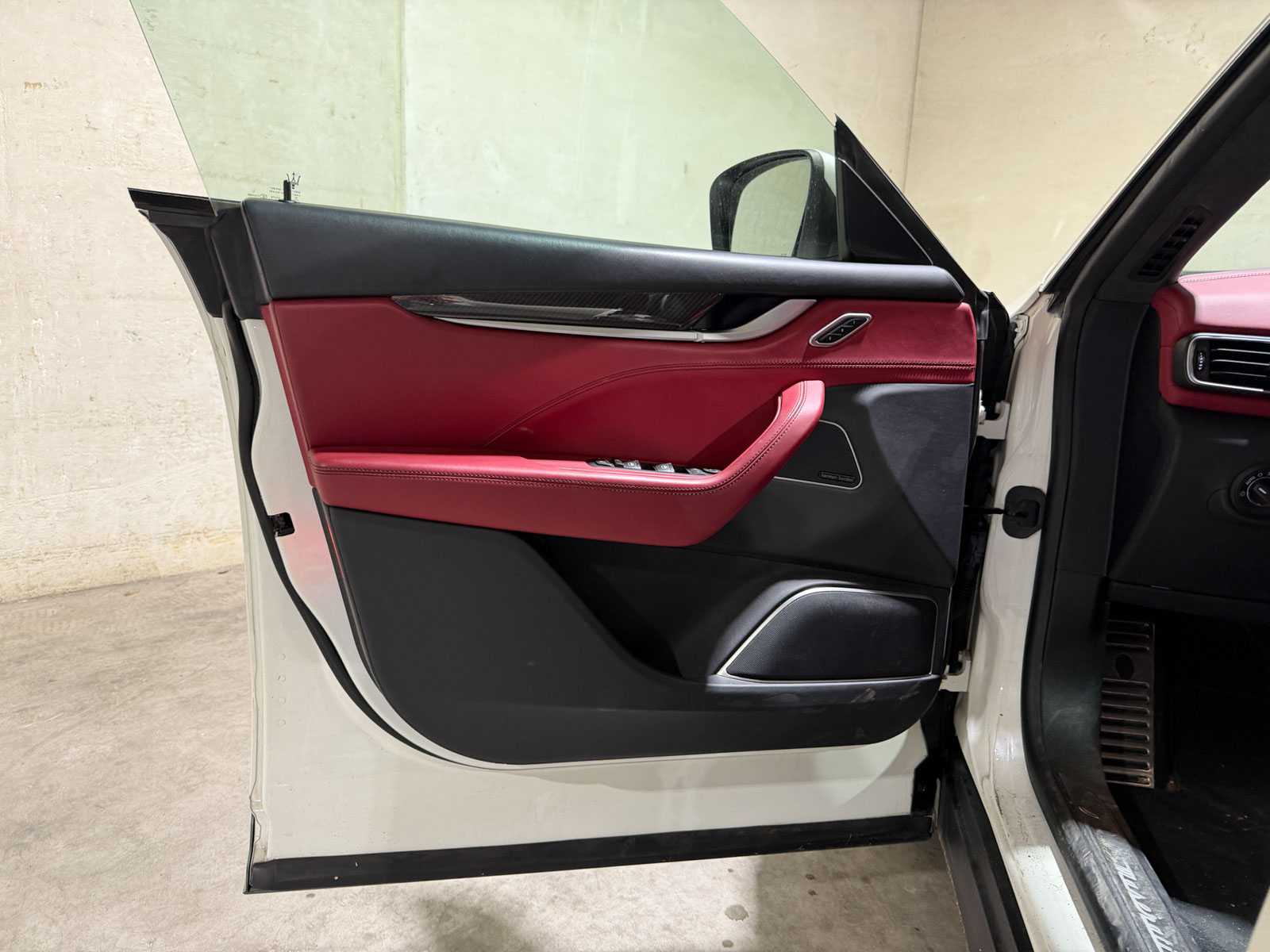 Maserati Levante 3.0 V6 D AWD 275pk 2017 (Origineel-NL), ND-376-K