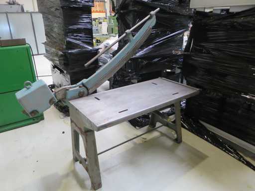 UNKNOWN 1000 X 2.0 guillotine shears