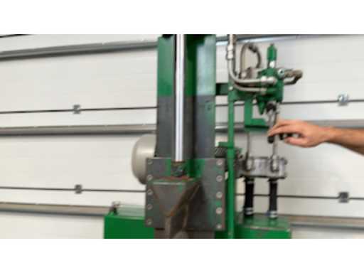 fea623b5-f600-4b67-a23c-68035417ca4a.mp4