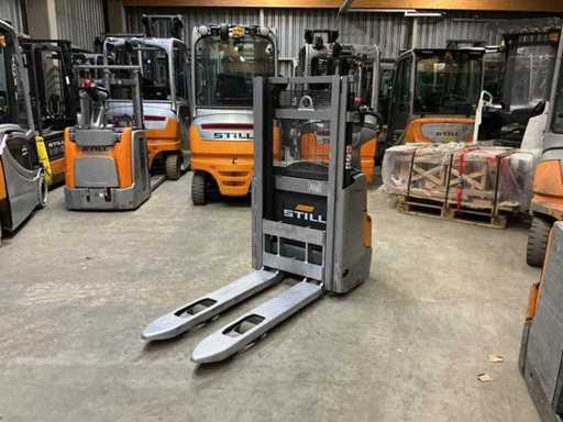 STILL - EXV10 - Stackers - 2018