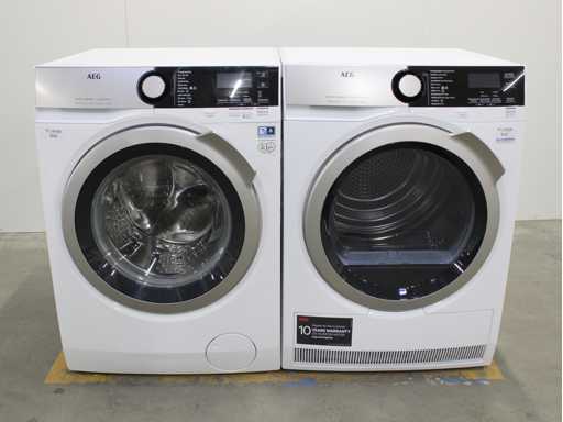 Série AEG 7000 | Laveuse ProSteam Technology & Série AEG 8000 | Sécheuse Lavatherm AbsoluteCare System