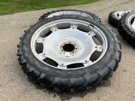 Opona Michelin XM24 Culture z felgą (2x)