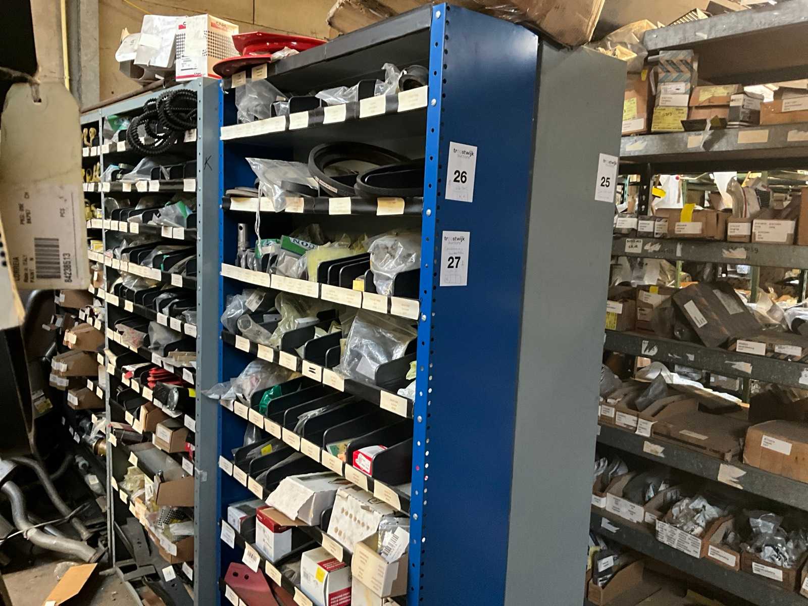 New Holland Batch of original parts for mowers