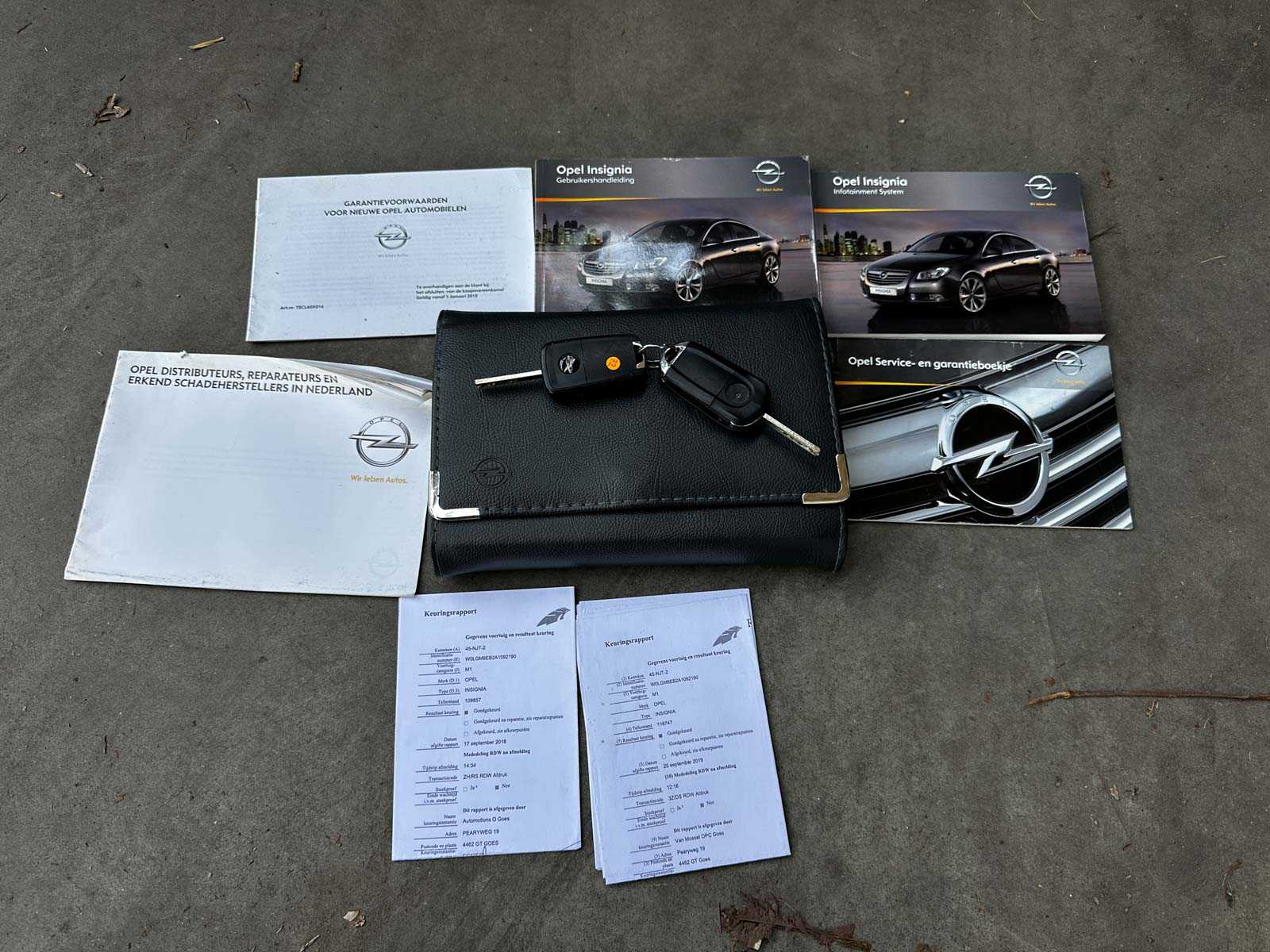 Opel Insignia 1.6 T Edition 179pk 2010 (Origineel-NL), 45-NJT-2