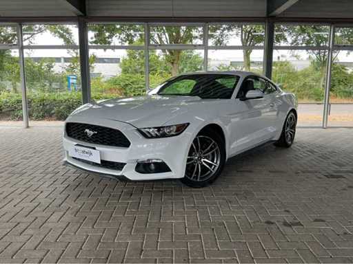 Ford Mustang EcoBoost Premium Fastback | 2.3 | 310 CP | 2016 | Faruri proiectoare HID | Cameră spate | Vagon cu TVA