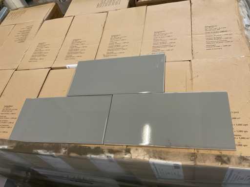 Piastrelle da parete Steingutfliesen 15x30 cm circa 91,8 m²