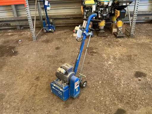 Motomotoroue rotative BLASTRAC BMP-215E 2016
