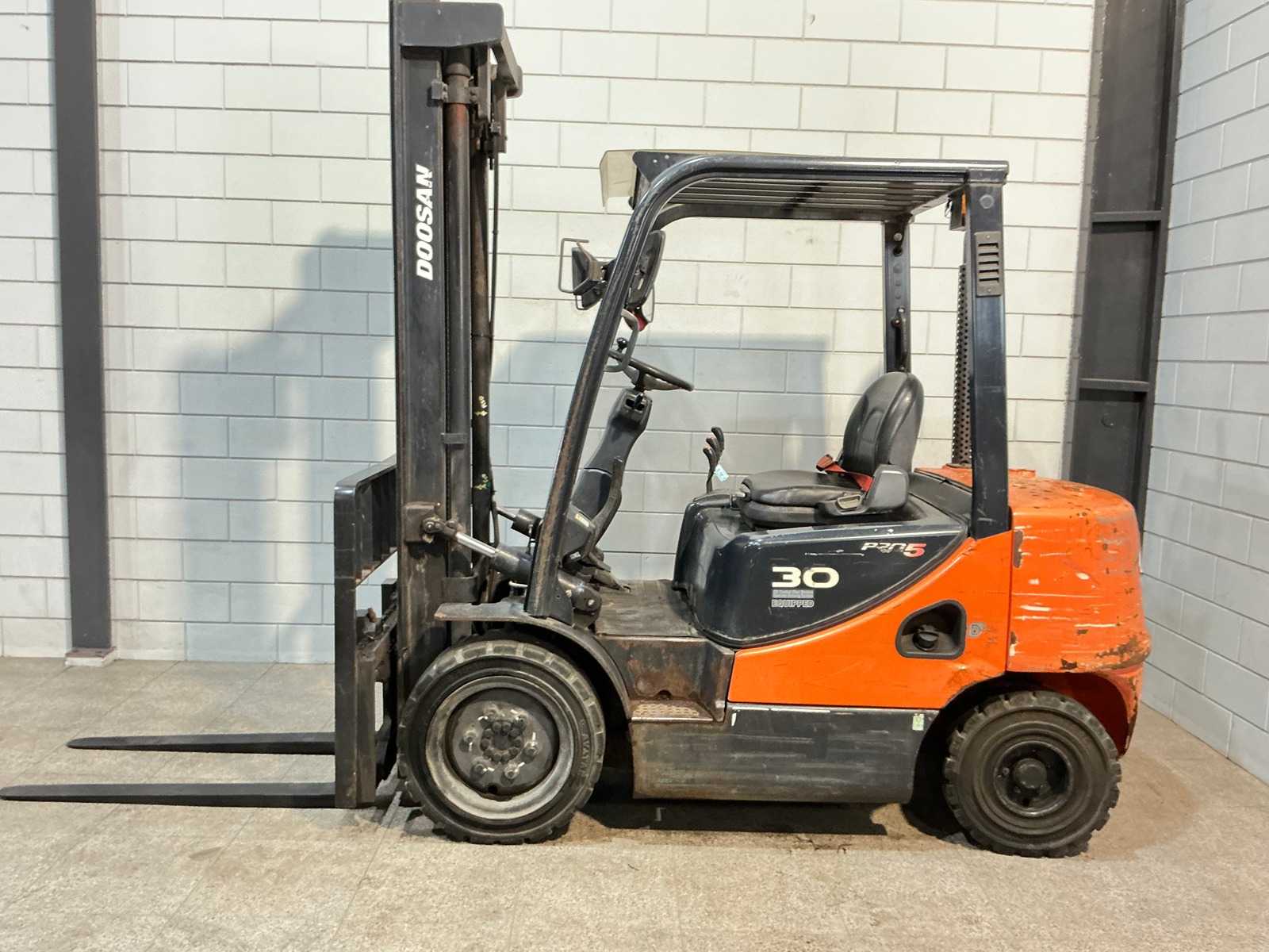 Doosan – 2014 – D30S-5 – Forklift truck
